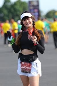BIB: 014
                            <button type="button" onclick="openModal(5247129)" class="btn btn-primary btn-sm float-right btn-popup" data-toggle="modal" data-target=".modal-high-quality">
                        <i class="fas fa-shopping-cart"></i> Add to Cart
                    </button>
                                            <button type="button" onclick="isThisMe(5247129, true)" class="btn btn-success btn-sm float-right btn-popup btn-isme hidden" data-toggle="tooltip" data-placement="bottom" title="นี่คือรูปของคุณใช่ไหม คลิกที่นี่เพื่อเอาเข้าอัลบั้ม">
                        <i class="fas fa-plus"></i> Add to album
                    </button>
                    <button type="button" onclick="isThisMe(5247129, false)" class="btn btn-warning btn-sm float-right btn-popup btn-isnotme hidden">
                        <i class="fas fa-ban"></i> Remove from album
                    </button>